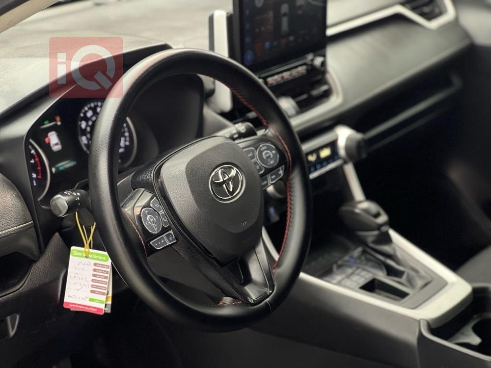 تويوتا راف 4